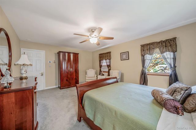 138 Main Avenue, Lake Grove, NY 11755