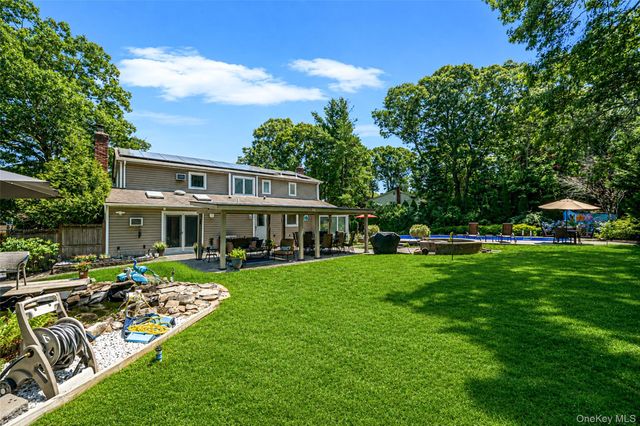 138 Main Avenue, Lake Grove, NY 11755
