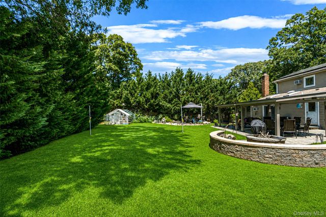 138 Main Avenue, Lake Grove, NY 11755