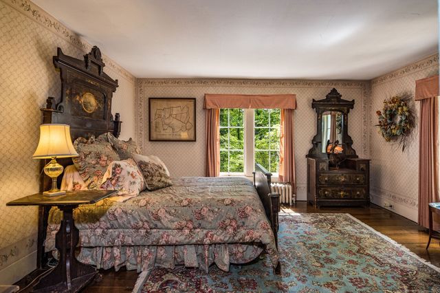 30 Meeting House Lane, Madison, CT 06443