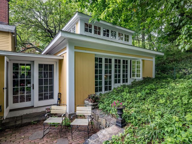 30 Meeting House Lane, Madison, CT 06443