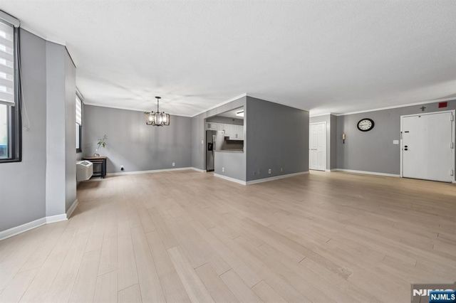 326 Prospect Avenue 10H, Hackensack, NJ 07601