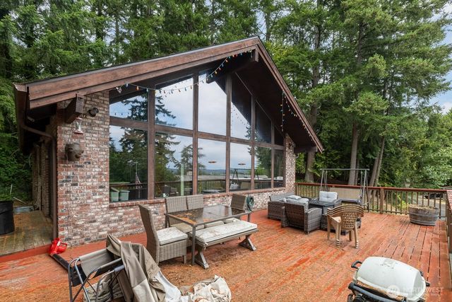 1927 SE Maple Dr, Chehalis, WA 98532