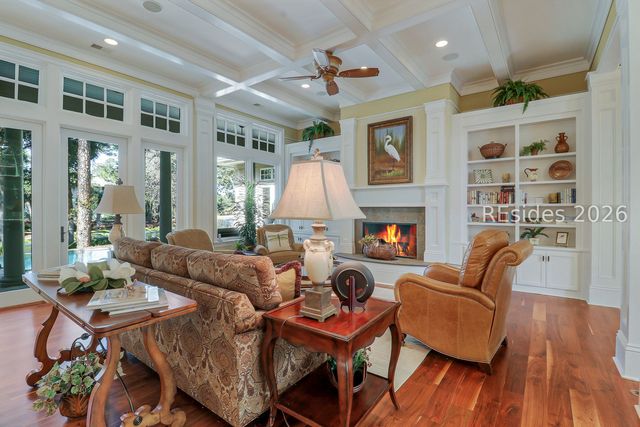 285 Long Cove Dr, Hilton Head Island, SC 29928