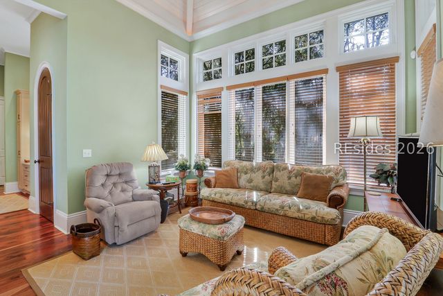 285 Long Cove Dr, Hilton Head Island, SC 29928