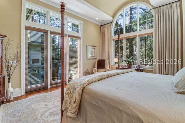 285 Long Cove Dr, Hilton Head Island, SC 29928