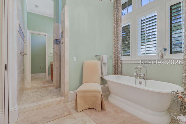 285 Long Cove Dr, Hilton Head Island, SC 29928