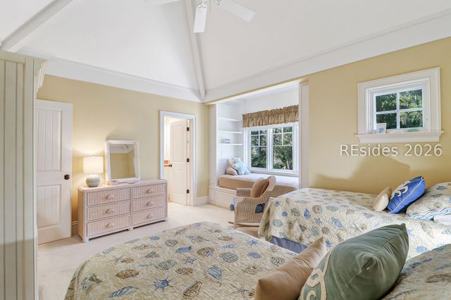 285 Long Cove Dr, Hilton Head Island, SC 29928