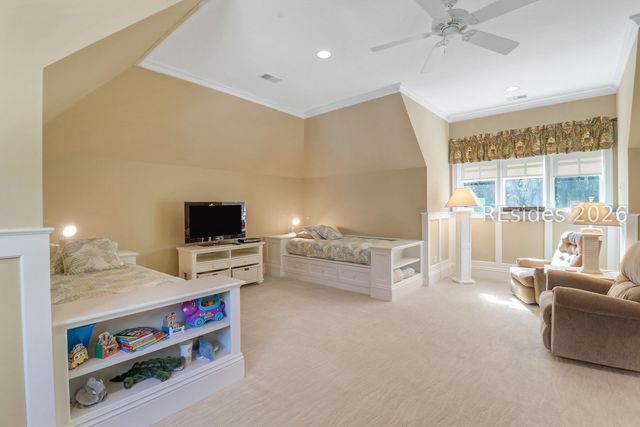 285 Long Cove Dr, Hilton Head Island, SC 29928