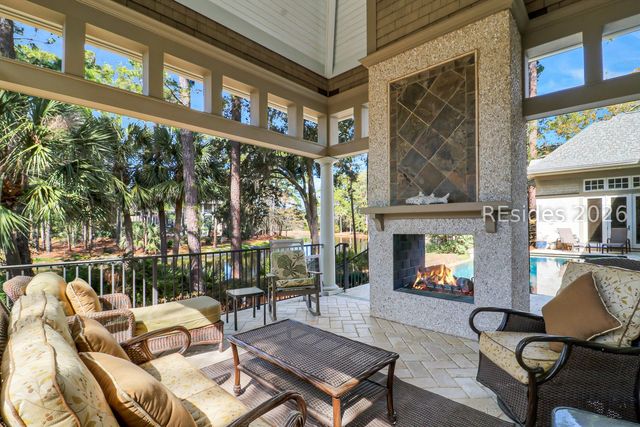 285 Long Cove Dr, Hilton Head Island, SC 29928