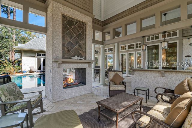 285 Long Cove Dr, Hilton Head Island, SC 29928