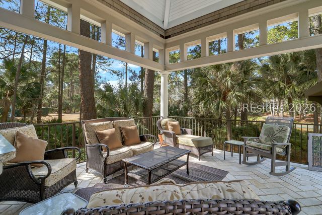 285 Long Cove Dr, Hilton Head Island, SC 29928