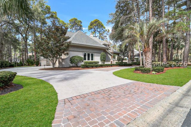 285 Long Cove Dr, Hilton Head Island, SC 29928