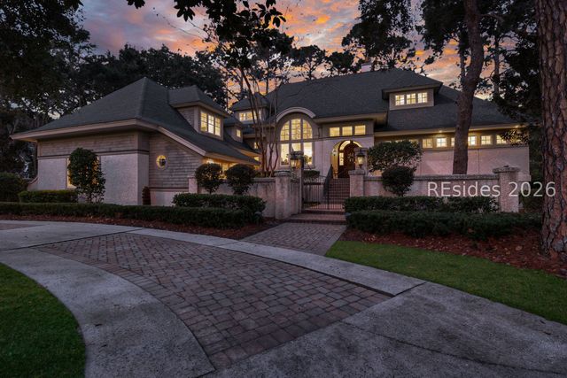 285 Long Cove Dr, Hilton Head Island, SC 29928