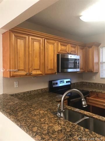 1461 Windorah Way E, West Palm Beach, FL 33411