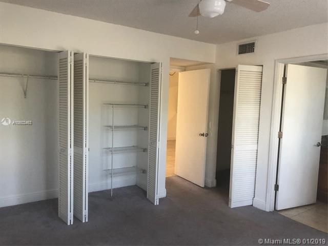 1461 Windorah Way E, West Palm Beach, FL 33411