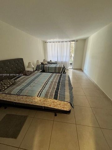 2001 Atlantic Shores Blvd 105, Hallandale Beach, FL 33009
