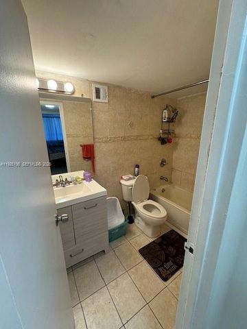 2001 Atlantic Shores Blvd 105, Hallandale Beach, FL 33009
