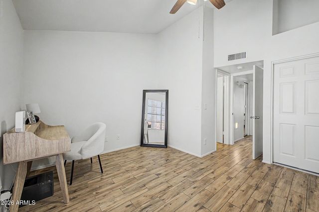 5704 E AIRE LIBRE Avenue 1102, Scottsdale, AZ 85254