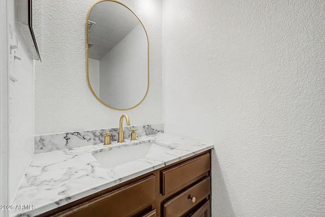 5704 E AIRE LIBRE Avenue 1102, Scottsdale, AZ 85254