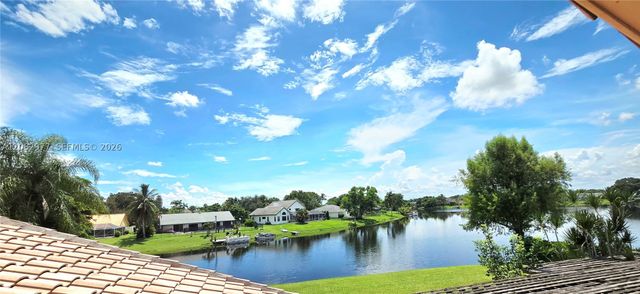 12724 Westport Cir, Wellington, FL 33414