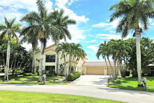 12724 Westport Cir, Wellington, FL 33414