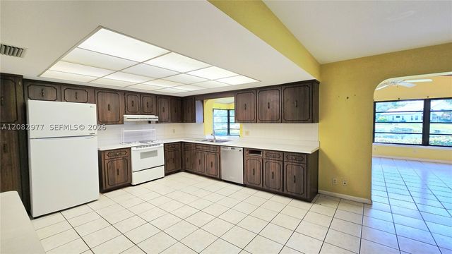 12724 Westport Cir, Wellington, FL 33414