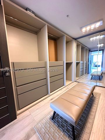 17111 Biscayne Blvd 2210, North Miami Beach, FL 33160