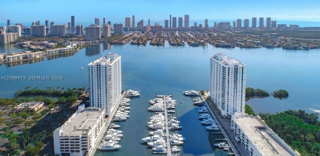 17111 Biscayne Blvd 2210, North Miami Beach, FL 33160