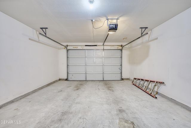 14316 Paraiso Drive, Horizon City, TX 79928