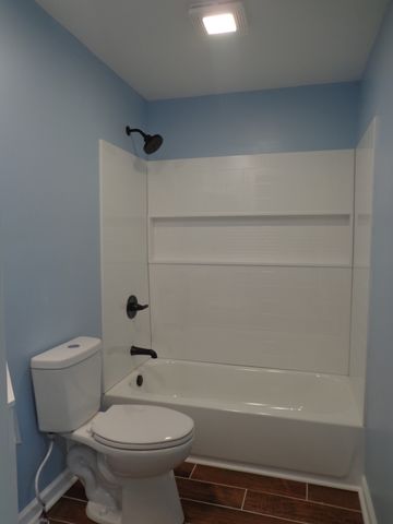 2625 Old Blacktop Rd, Mc Ewen, TN 37101