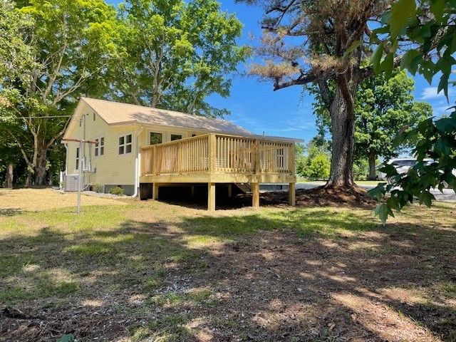 2625 Old Blacktop Rd, Mc Ewen, TN 37101