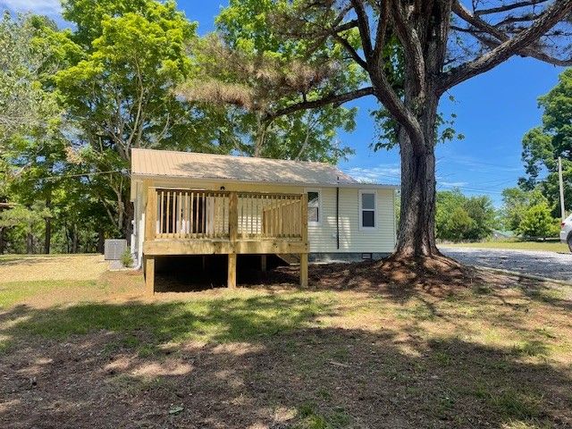 2625 Old Blacktop Rd, Mc Ewen, TN 37101