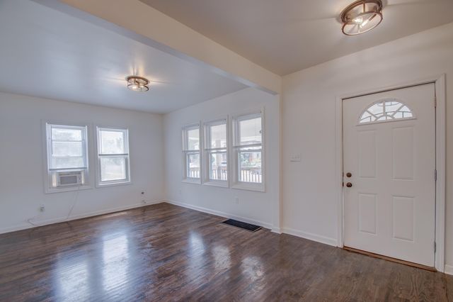 613 Tennessee Street, Gary, IN 46402