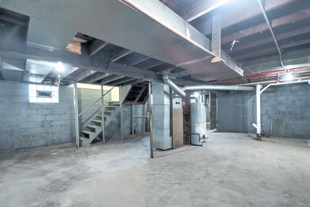 613 Tennessee Street, Gary, IN 46402