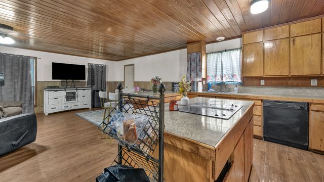 2334 N Bosley Road, Santo, TX 76472
