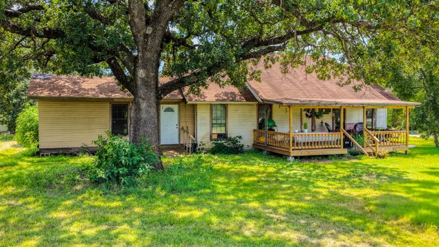 2334 N Bosley Road, Santo, TX 76472