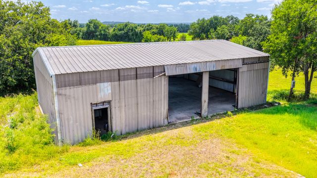 2334 N Bosley Road, Santo, TX 76472