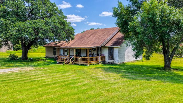 2334 N Bosley Road, Santo, TX 76472