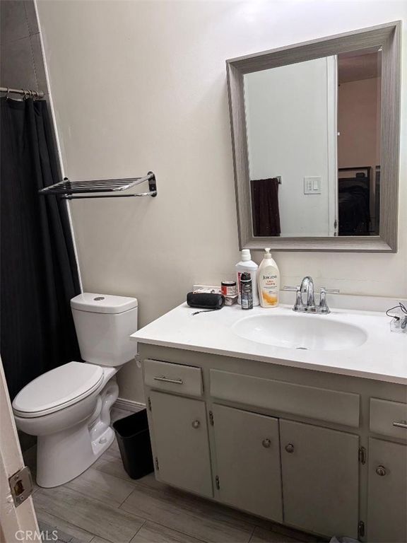 Image 18 of property listing at 15034 Apple Valley, Apple Valley, CA 92307
