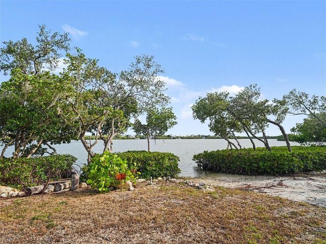 1740 BAYSHORE DRIVE, Terra Ceia, FL 34250