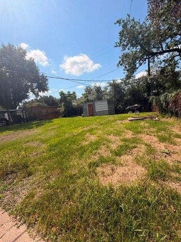 5310 Westover Street, Houston, TX 77033