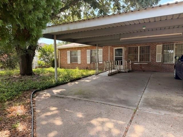 5310 Westover Street, Houston, TX 77033