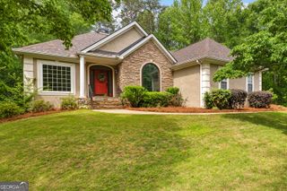 40 High Street, Sharpsburg, GA 30277