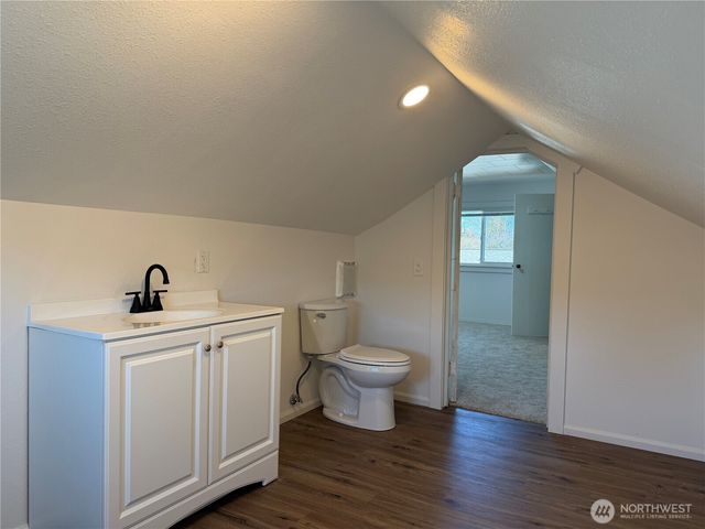 1110 W Walnut, Centralia, WA 98531