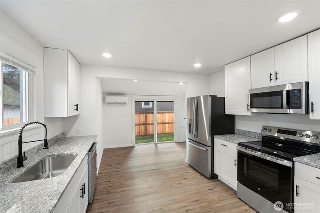 1110 W Walnut, Centralia, WA 98531