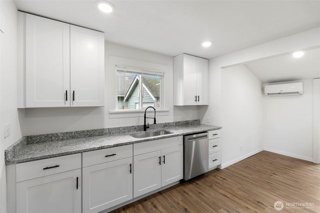1110 W Walnut, Centralia, WA 98531