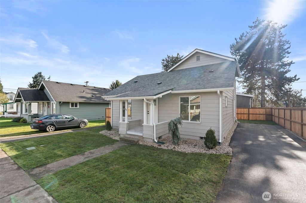 1110 W Walnut, Centralia, WA 98531