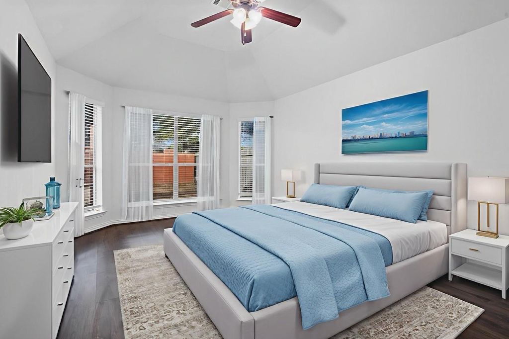 Image 6 of property listing at 4327 Wellington Grove Lane, Katy, TX 77494