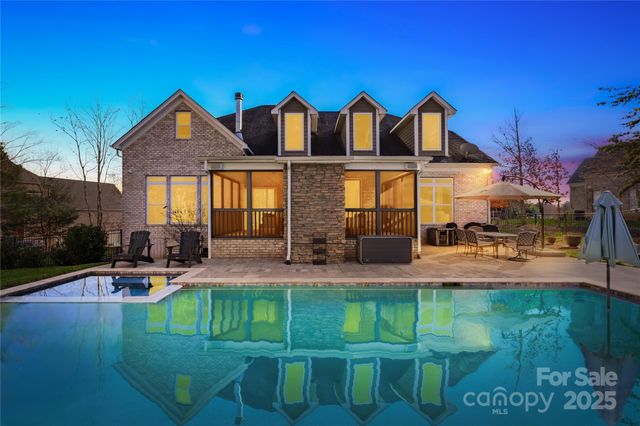 233 Walking Horse Trail, Davidson, NC 28036